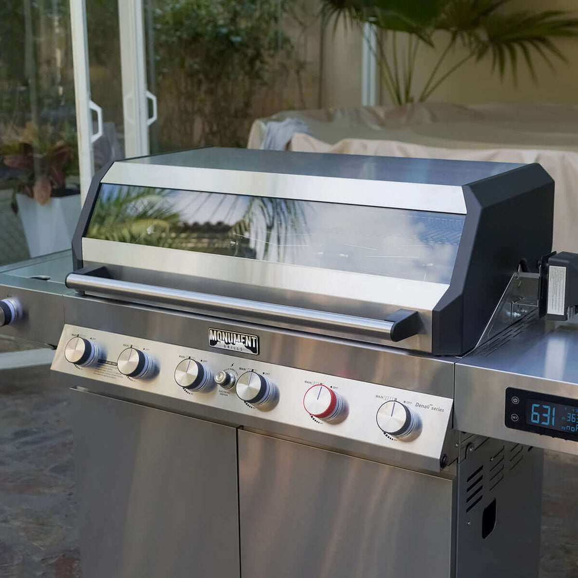 Monument Grills Denali 605Pro Stainless Smart Gas Grill 6 Burners Liquid Propane Gas 605Pro