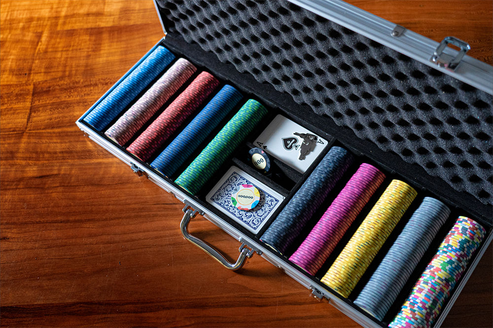 BBO Poker Tables Classic Casino Poker Chips