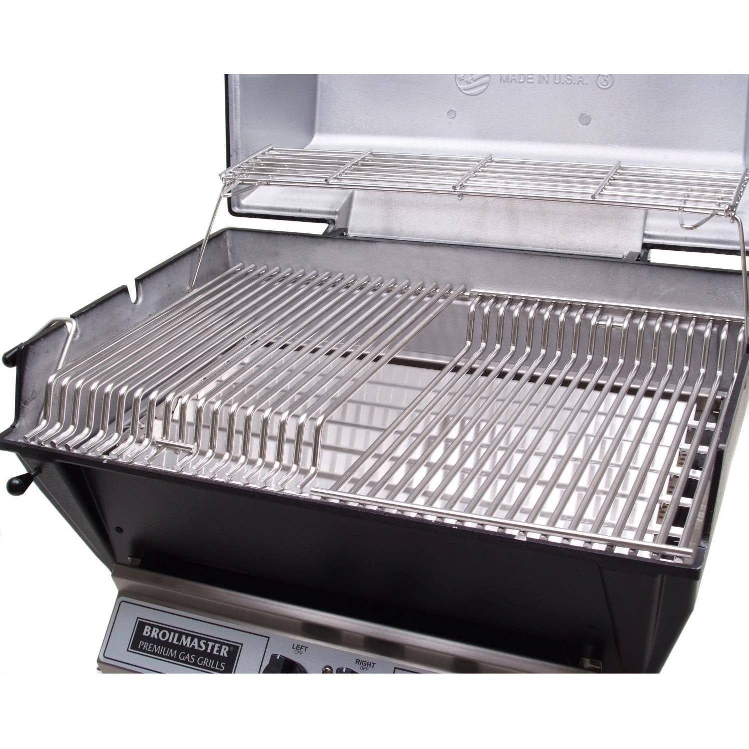 Broilmaster P3-SXN Super Premium Gas Grill On Black In-Ground Post