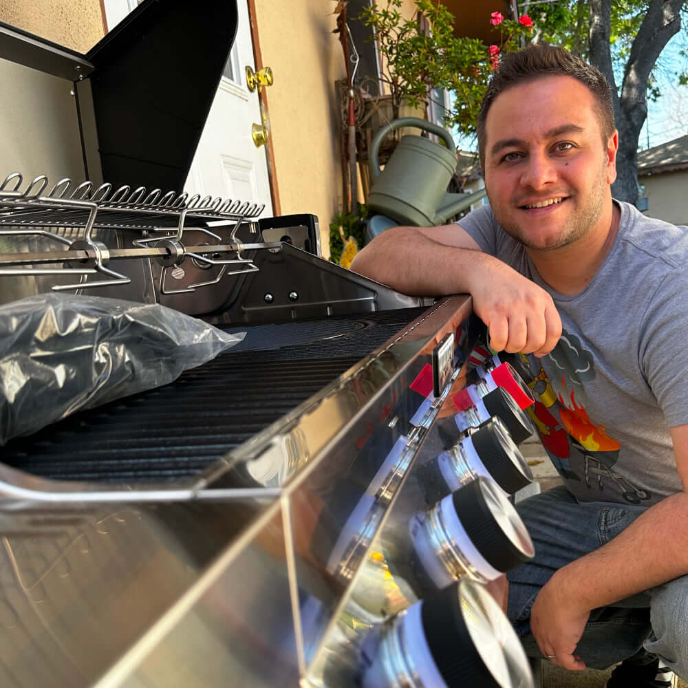 Monument Grills Denali 605Pro Stainless Smart Gas Grill 6 Burners Liquid Propane Gas 605Pro