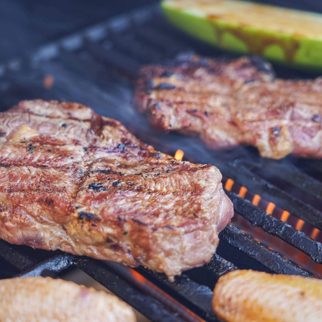 Monument Grills Mesa 415BZ Stainless Gas Grill