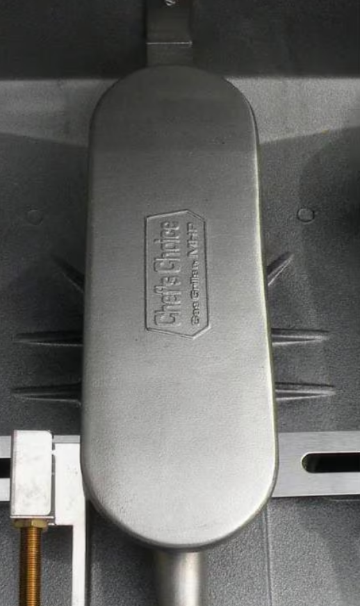 MHP WHRG4DD Hybrid Natural Gas Grill W/ SearMagic Grids On In-Ground Post