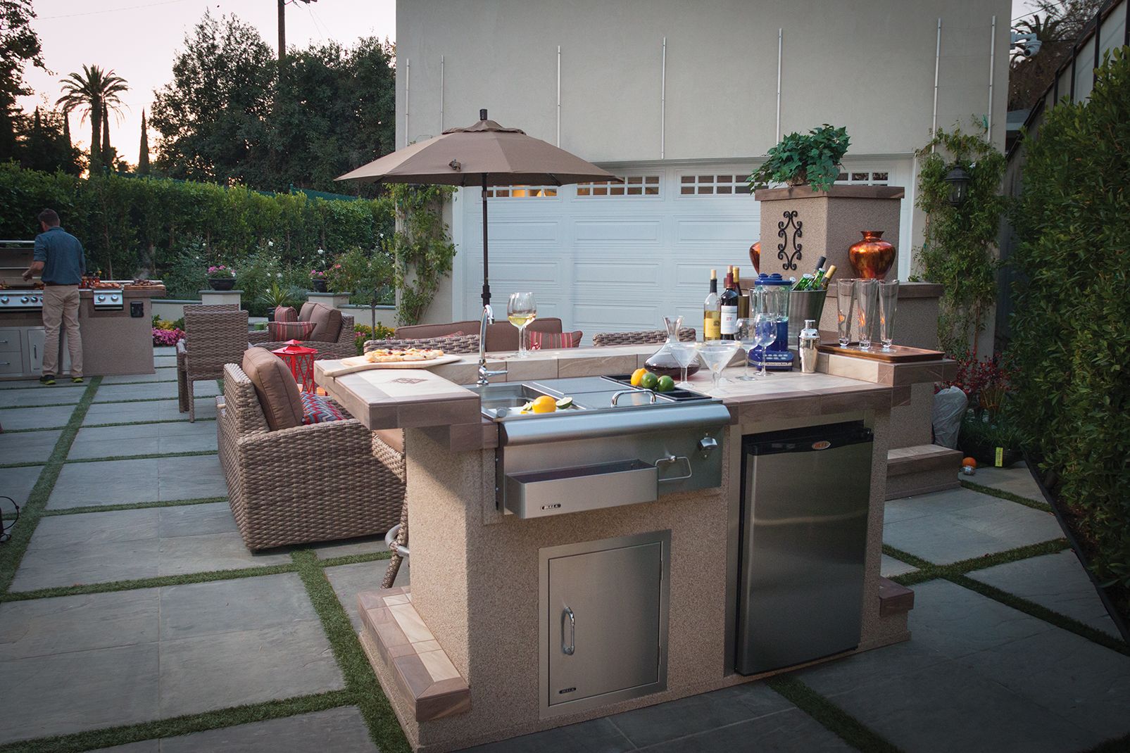 Bull 97623 30" Stainless Steel Bar Center With Sink