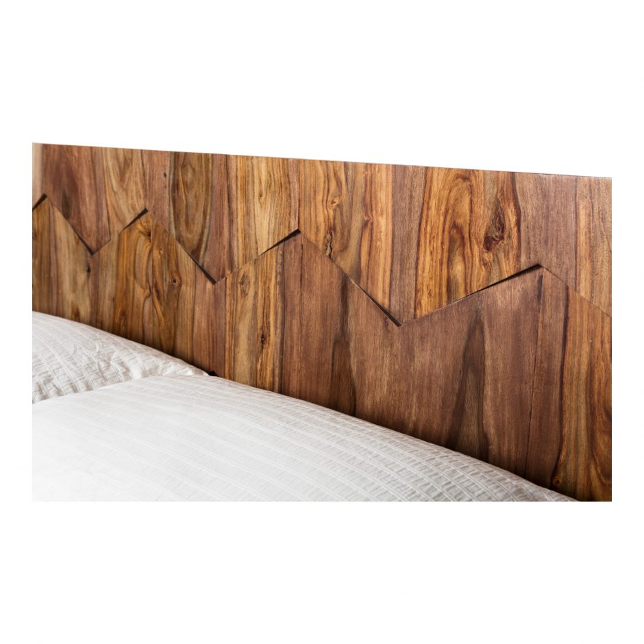 Moes Home Collection O2 Bed Queen Brown BZ-1021-24