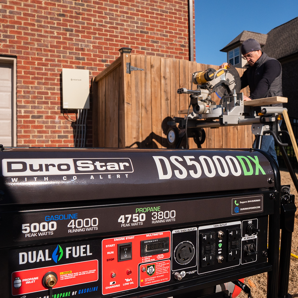 DuroStar 5,000 Watt Dual Fuel Portable Generator w/ CO Alert DS5000DX