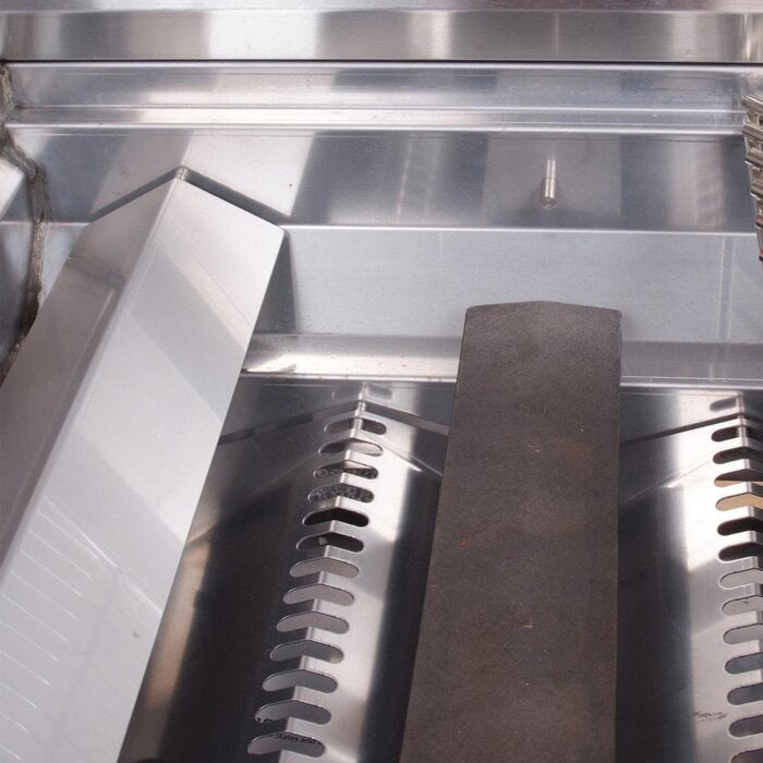 G-Series Cal Flame 5 Burner Built-In Liquid Propane 75000 BTU Gas Grill BBQ18G06