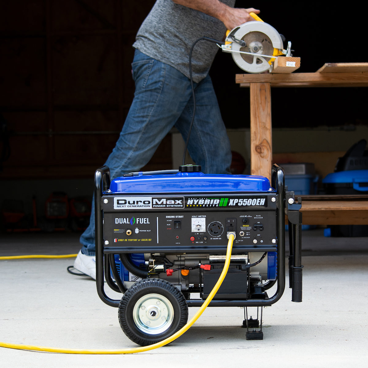 DuroMax 5,500 Watt Dual Fuel Portable Generator XP5500EH