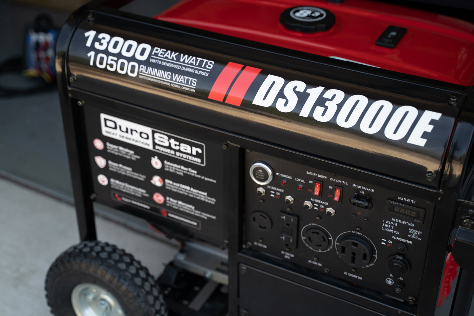 (Discontinued) DuroStar 13,000 Watt Gasoline Portable Generator DS13000E
