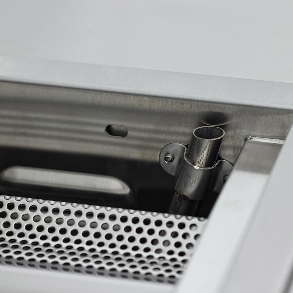 Blaze LTE PRO 32-Inch 4-Burner Built-in Propane Gas Grill w/ Digital Temperature Screen & Rear Infrared Burner - BLZ-4LTEPRO-LP