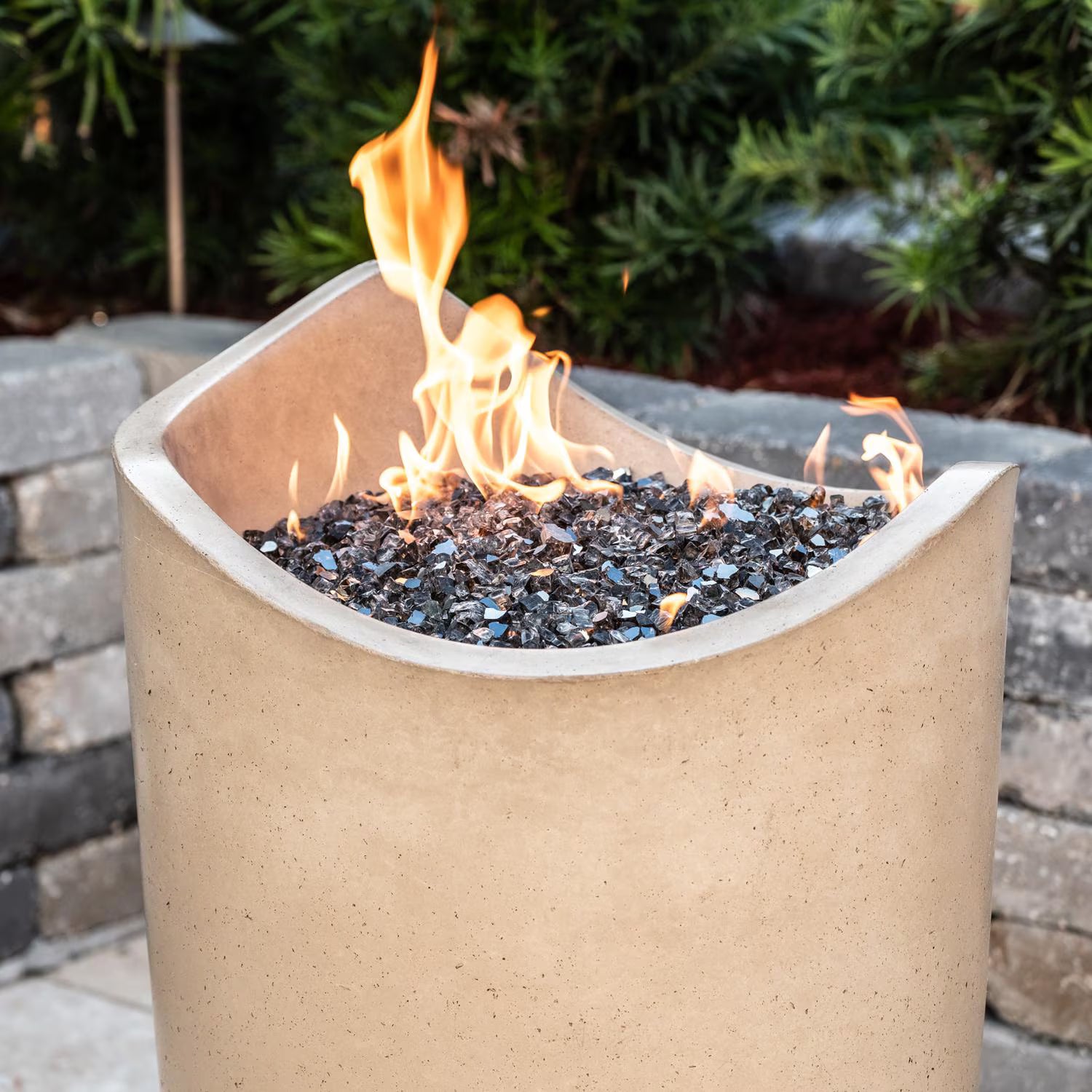 American Fyre Designs Wave 20 Inch Round GFRC Natural Gas Fire Urn in Cafe Blanco 530-CB-11-M2NC