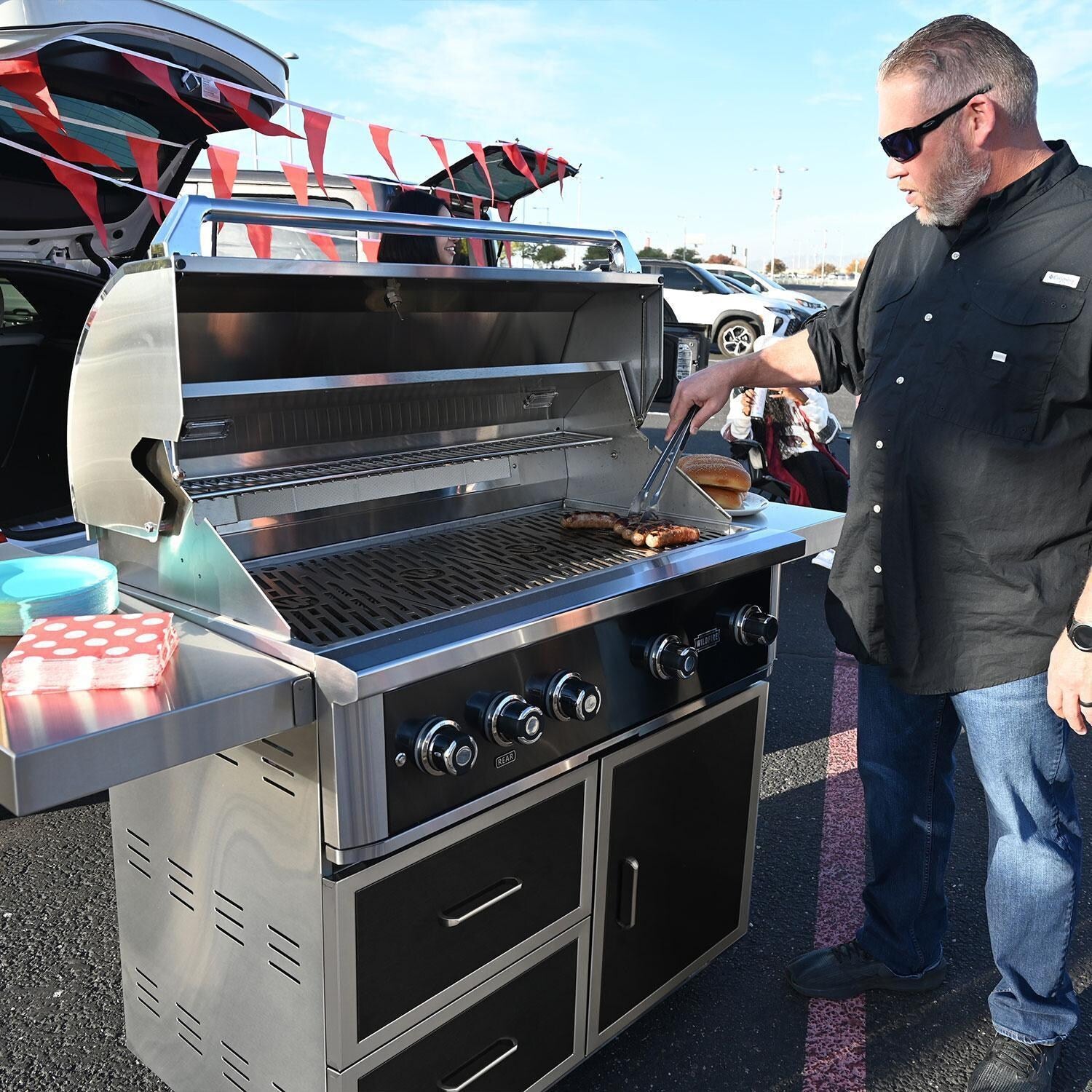 Wildfire Ranch Pro 4 Burner Gas Grill - 304 SS WFPRO42G-SS-LP + WFCART42-SS