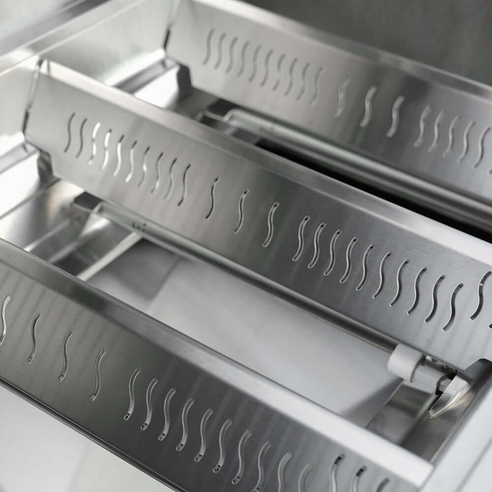 Monument Grills Eminence 425 Fortified Propane Gas Grill