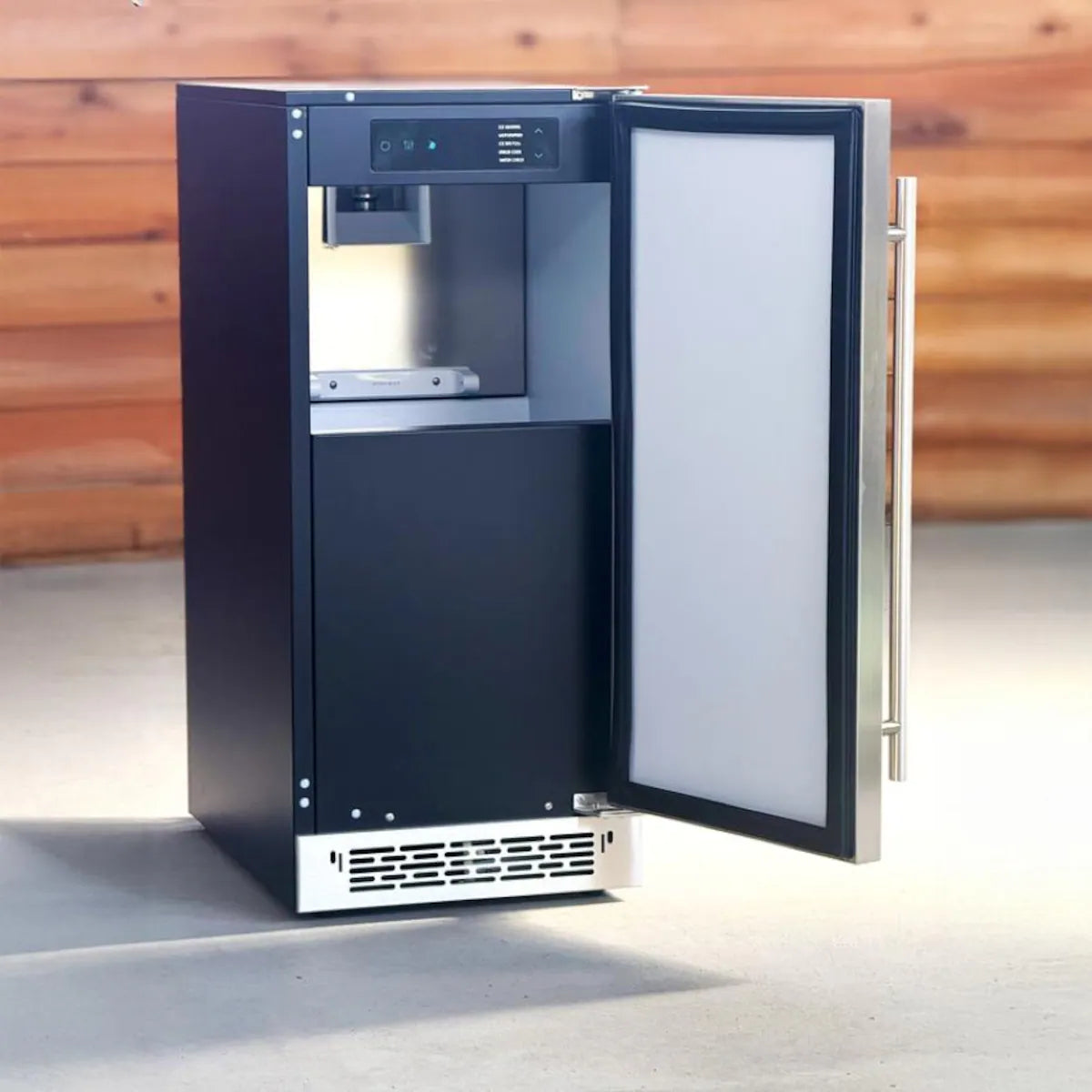 RCS 15 Inch 55 Lb. Outdoor Nugget Icemaker - REFR3A
