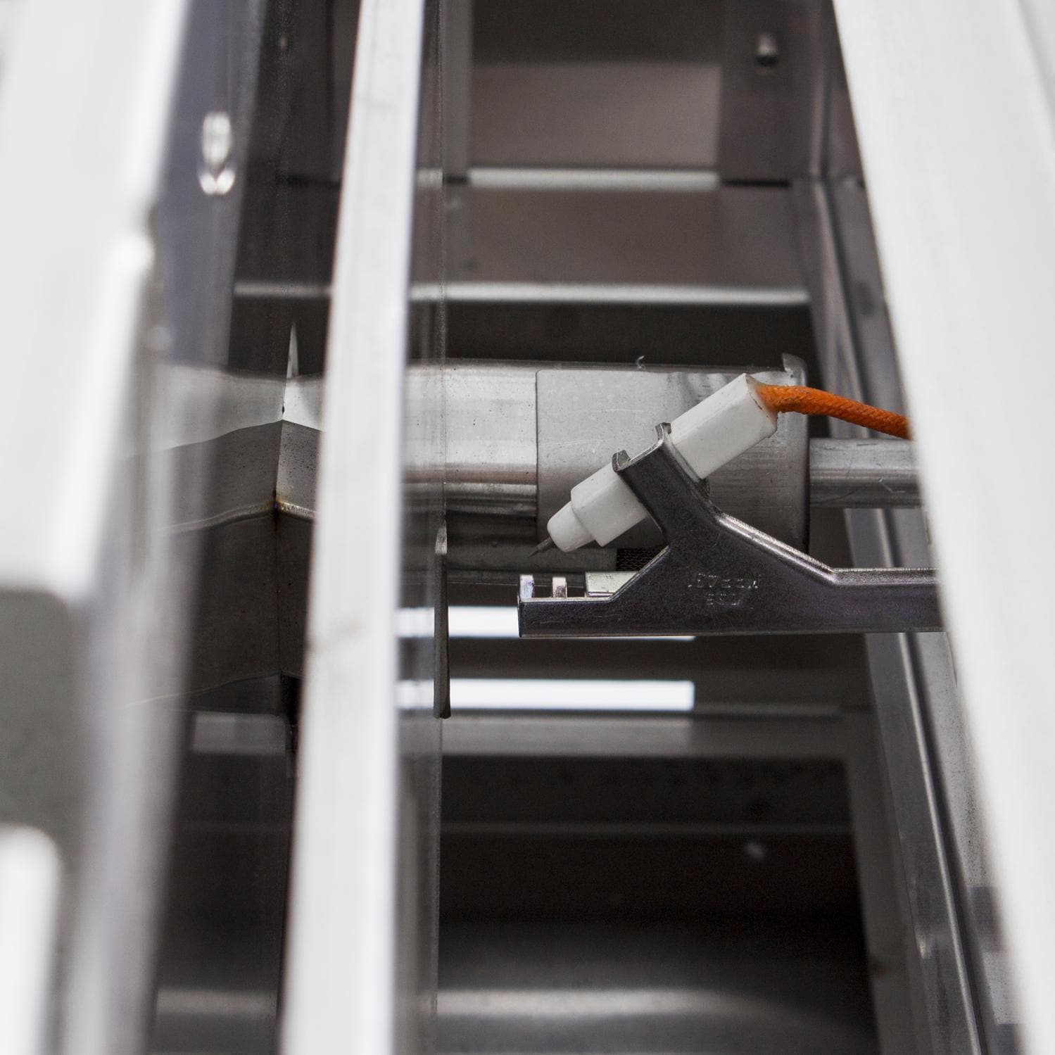 Blaze LTE 30-Inch Built-In Natural Gas Griddle w/ Lights - BLZ-GRIDDLE-LTE-NG