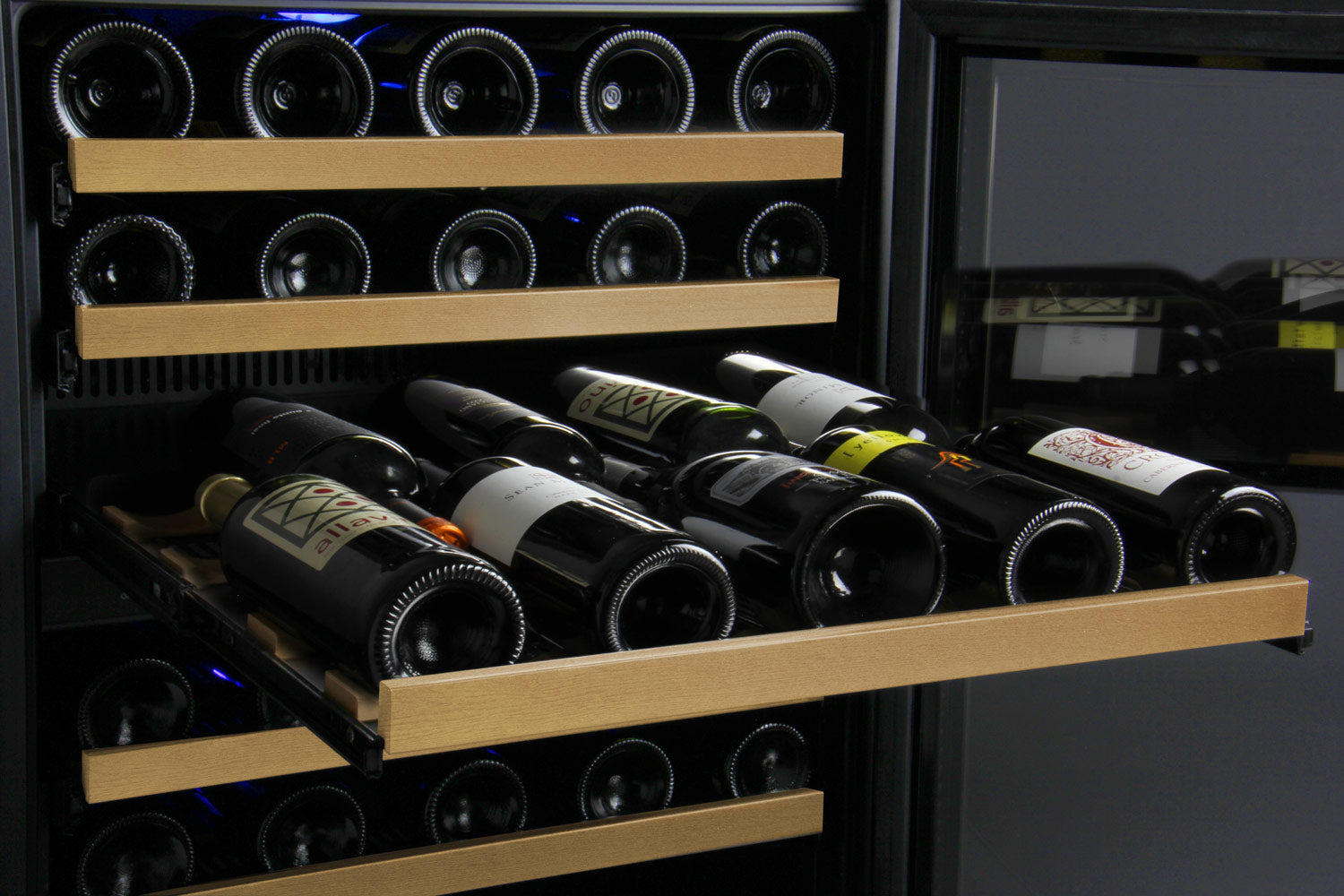 Allavino FlexCount Series 56 Bottle Single Zone Built-In Wine Refrigerator with Black Door - Right Hinge AO VSWR56-1BR20
