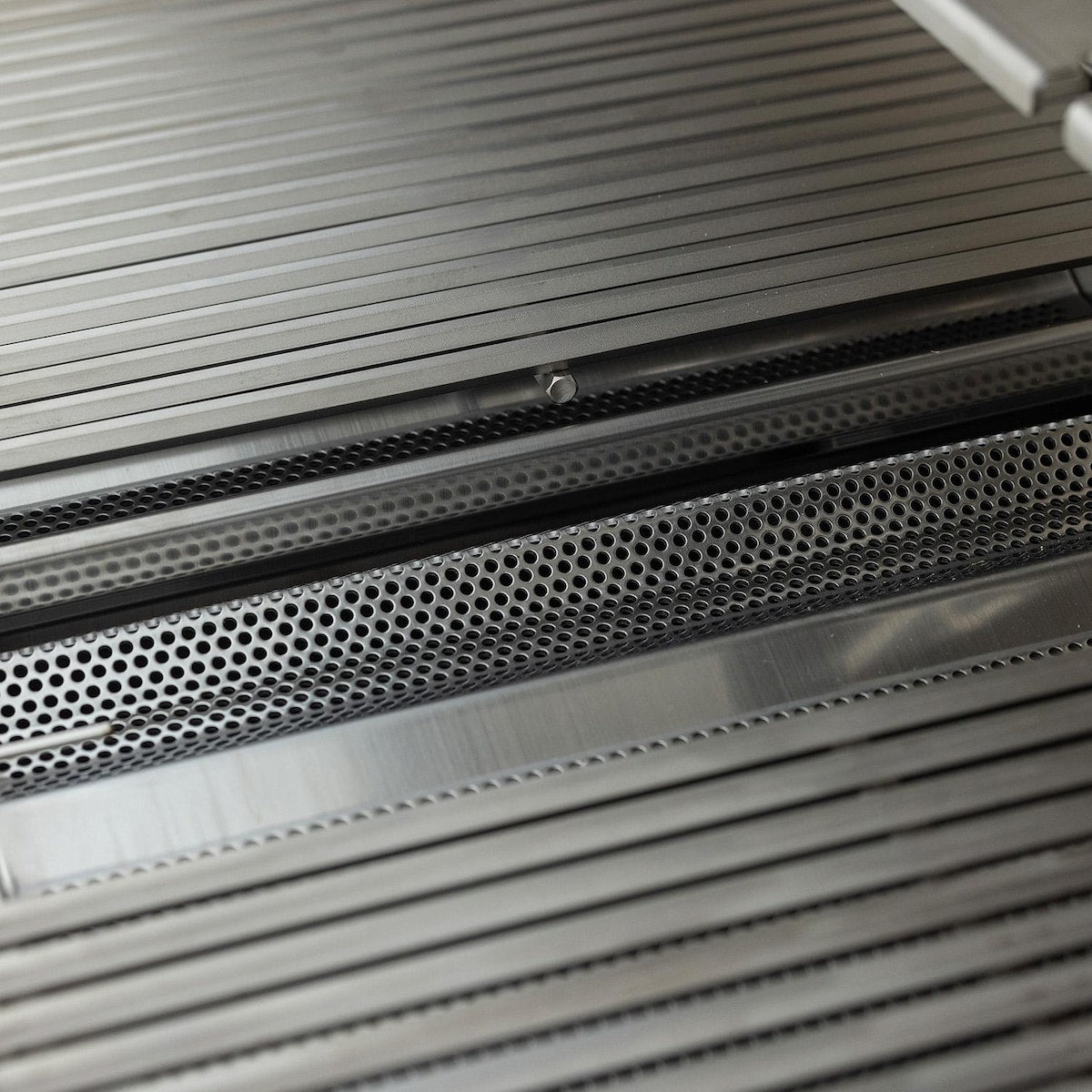 Blaze LTE PRO 32-Inch 4-Burner Built-in Propane Gas Grill w/ Digital Temperature Screen & Rear Infrared Burner - BLZ-4LTEPRO-LP