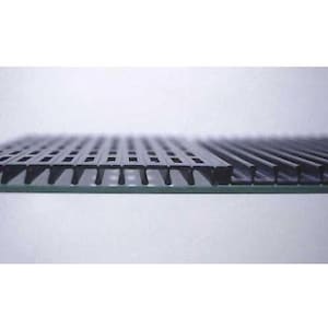 MHP Tri-Burn W3G4DD Natural Gas Grill With SearMagic Grids On In-Ground Post