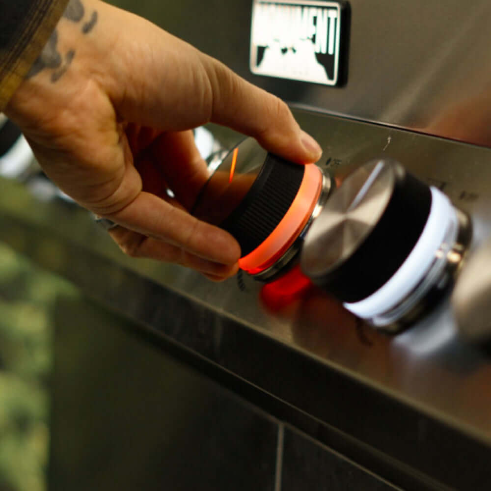 Monument Grills Denali 605 Stainless Smart Gas Grill 6 Burners Propane & Natural Gas