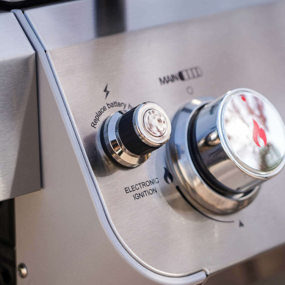 Monument Grills Mesa 415BZ  Stainless Gas Grill