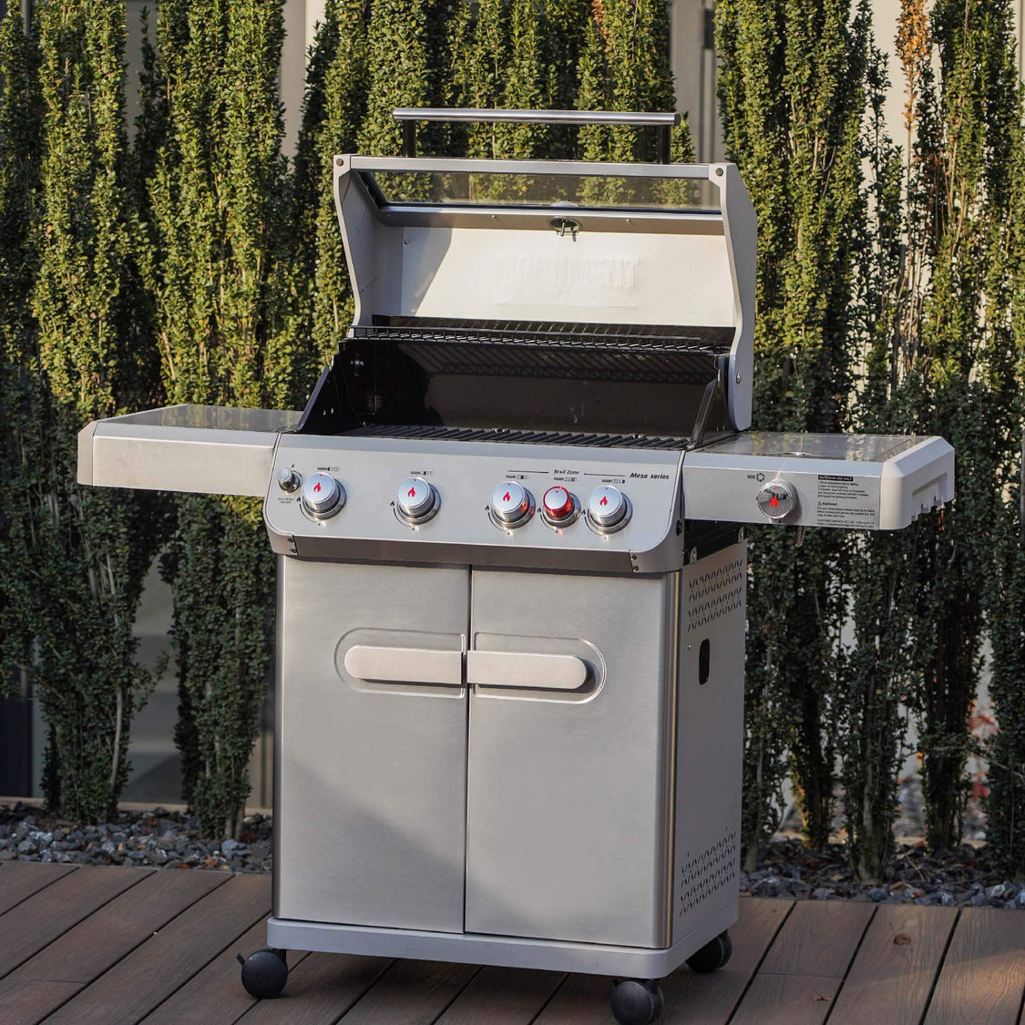 Monument Grills Mesa 415BZ  Stainless Gas Grill