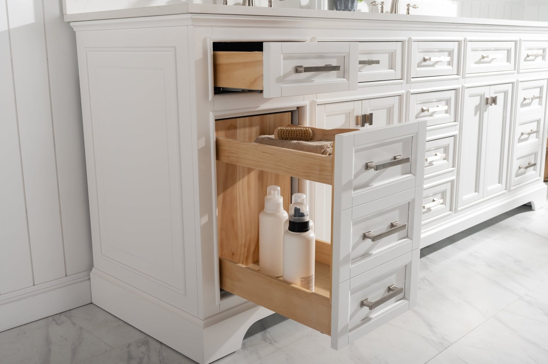 Design Element Milano 84" Double Sink Vanity with White Quartz Top