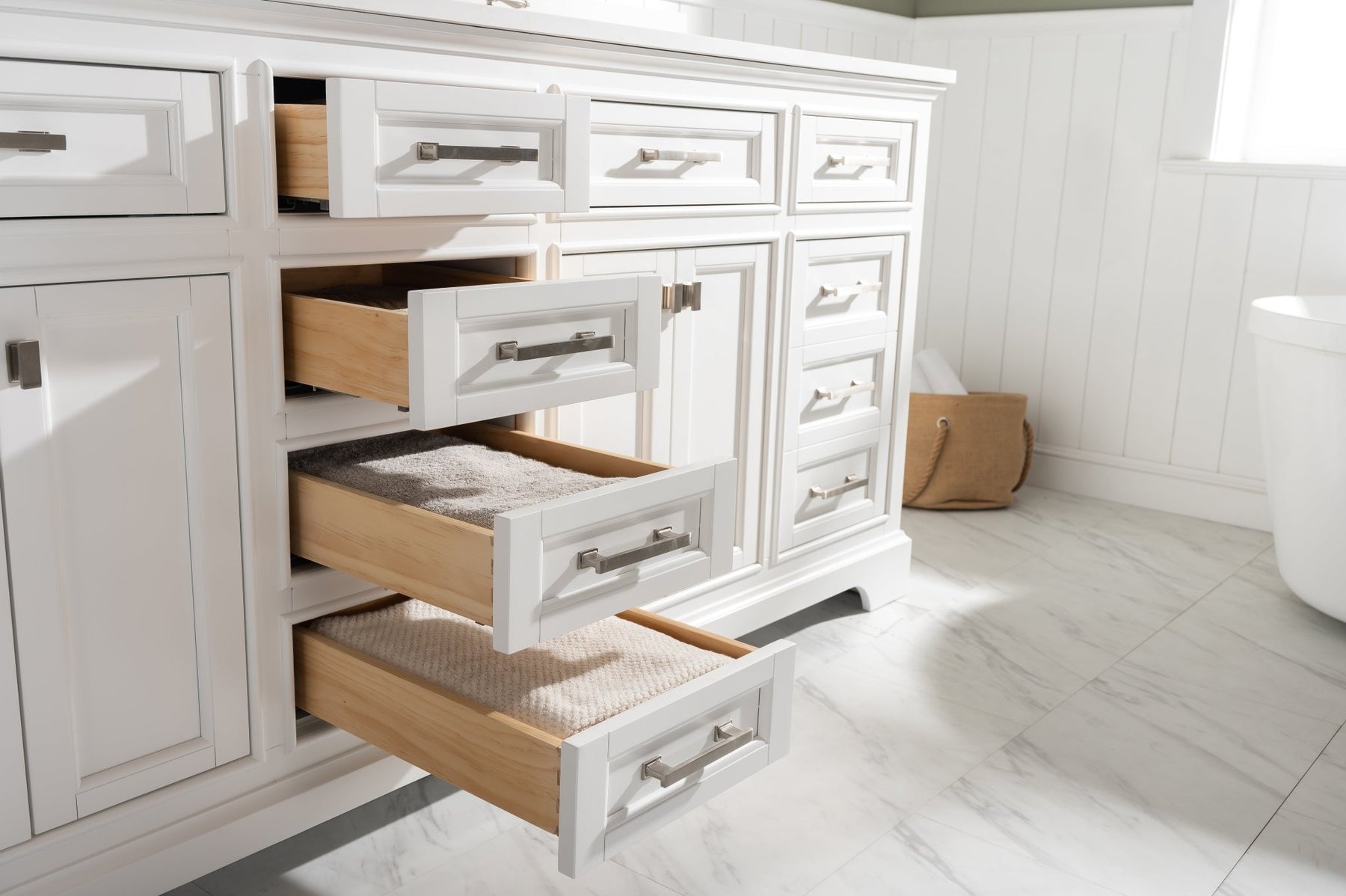 Design Element Milano 84" Double Sink Vanity with White Quartz Top