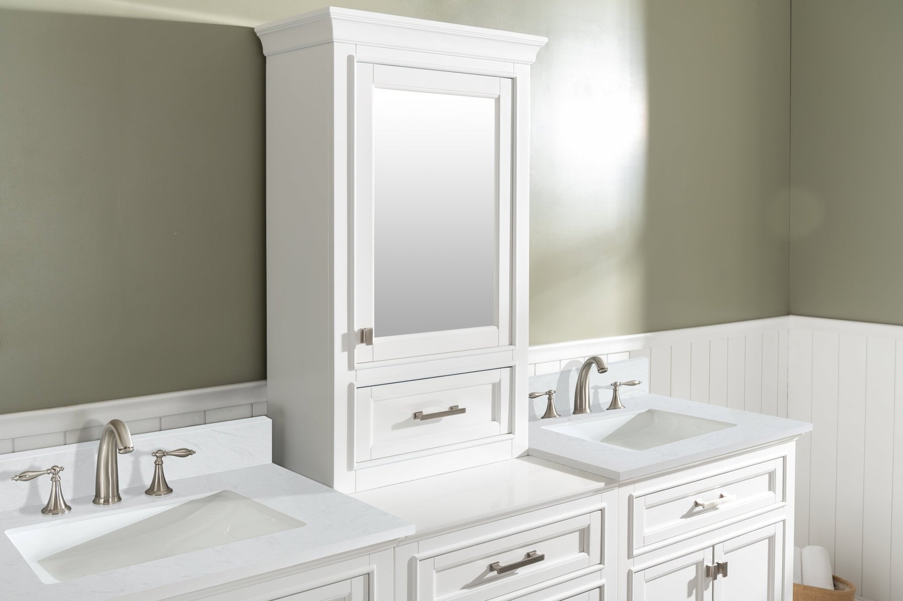 Design Element Milano 84" Modular Double Sink Vanity Set with White Quartz Top