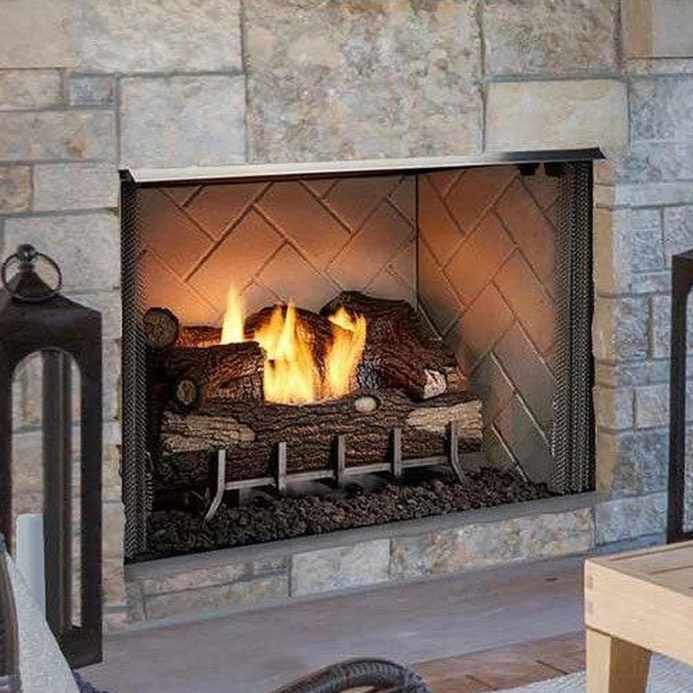 Majestic Vesper Outdoor Vent Free Gas Fireplace LUM-OD-NM