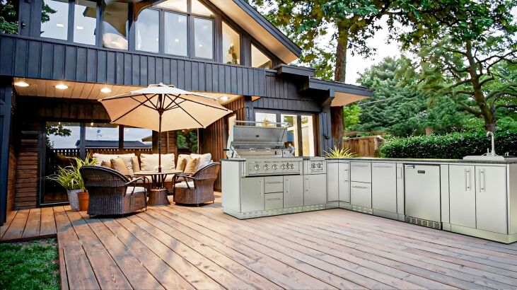 Sunstone THE RANCHER L-Shaped Stainless Steel Outdoor Kitchen