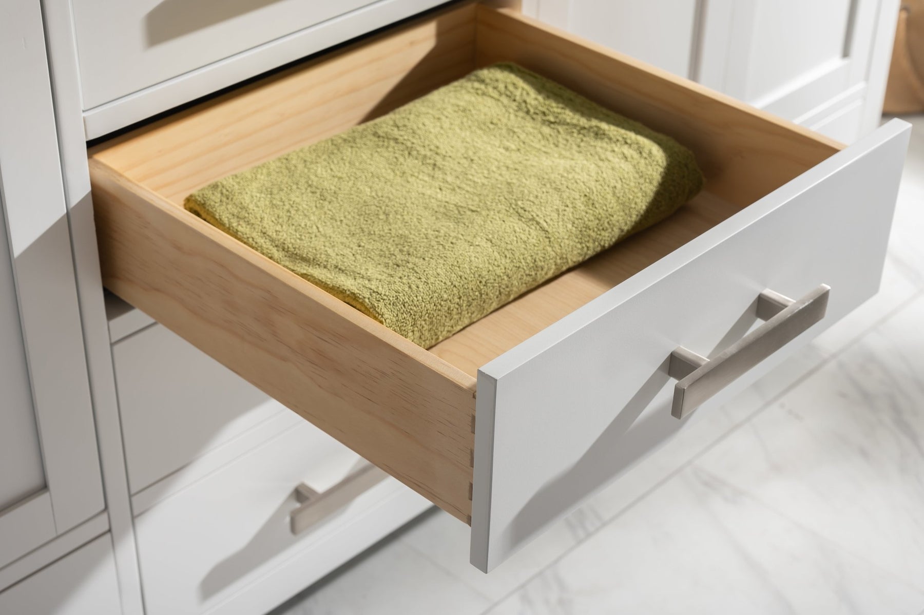 Design Element Valentino 72" Single Sink Vanity with White Quartz Top