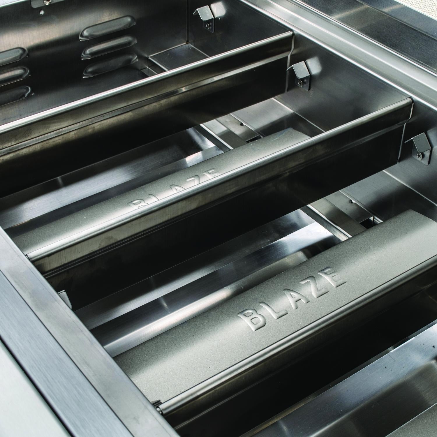 Blaze LTE+ 32-Inch 4-Burner Built-In Natural Gas Grill w/ Lift-Assist Hood & Rear Infrared Burner - BLZ-4LTE3-NG