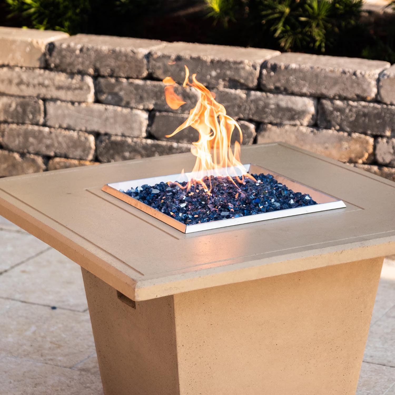 American Fyre Designs Cosmopolitan 36 Inch Square GFRC Natural Gas Fire Pit Table in Cafe Blanco 640-CB-11-M2NC