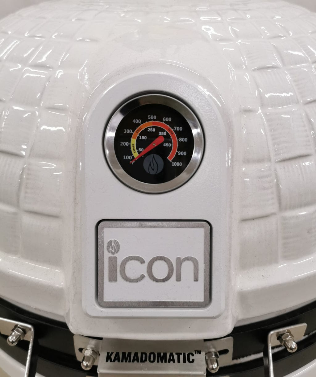 Icon Grills XR402 Deluxe White Kamado Charcoal Grill CGXR402WDELUXE