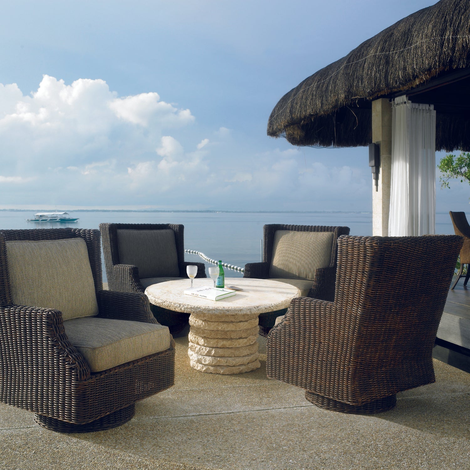 Padmas Outdoor Terrace Lounge Chaie - Sand OL-TER28R-SND