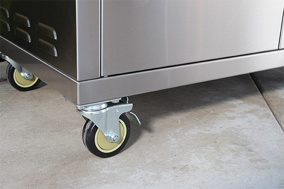 Bull BBQ Outlaw Cart - 4 Burner Gas Grill 26001