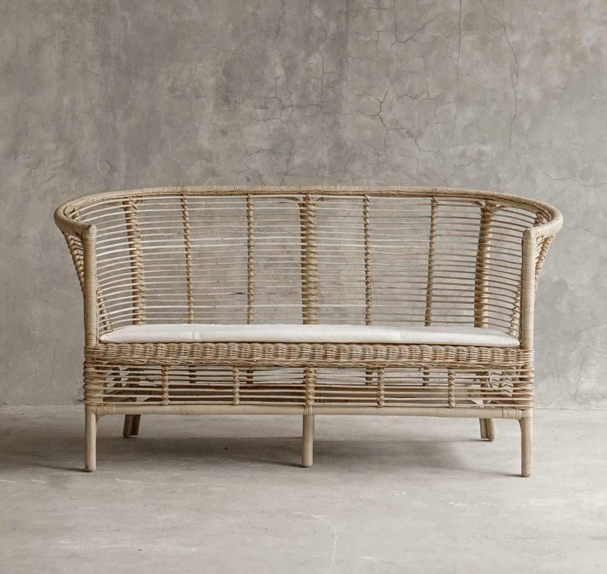 Padmas Seaside Loveseat SEA03