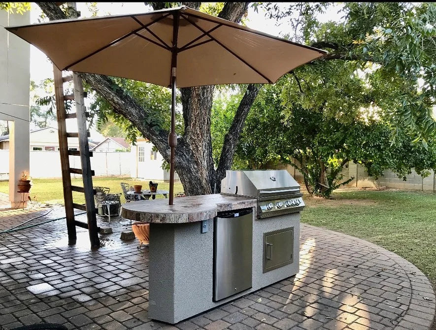 Kokomo Grills Maui 7'6" BBQ Island With 33" Round Bar on one end Led Lights and Built In BBQ MAUI-NG