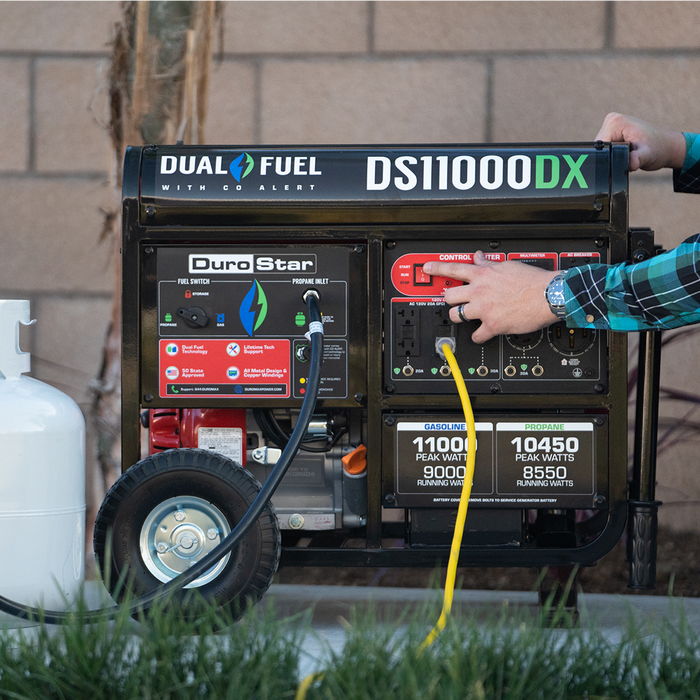 DuroMax 11,000 Watt Dual Fuel Portable Generator w/ CO Alert DS11000DX